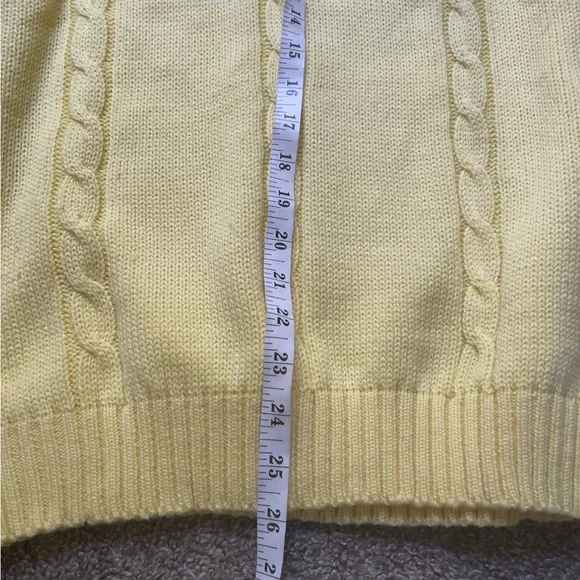 Elegant Cream Cable Knit Sweater Set - Picture 5 of 10